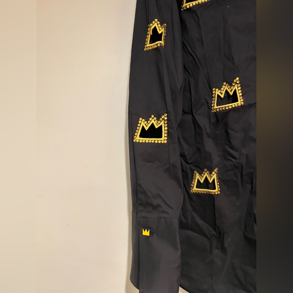 Alice + Olivia x Basquiat rhinestone-embellished cut-out shirt in BLACK - Picture 7 of 7